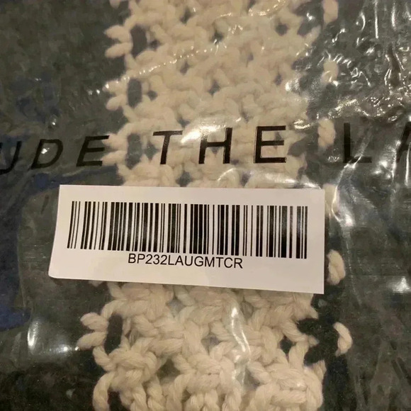 Laude the Label Mini Macramé Bag with Wooden Handles - Picture 6 of 7